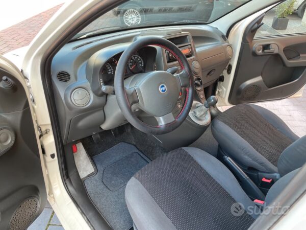 FIAT PANDA 4X4 DIESEL GANCIO ELD 5 POSTI - immagine 18