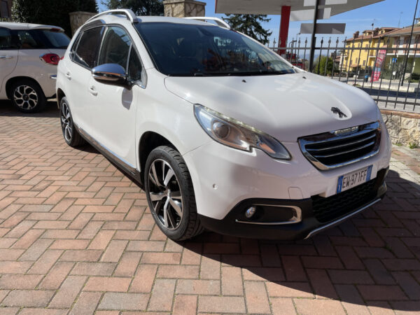 Peugeot 2008 1.6 e-HDi 115 CV Stop&Start Allure - immagine 4