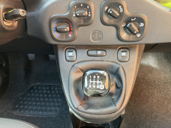 Fiat Panda 1.0 FireFly S&S Hybrid GARANZIA FIAT - immagine 18