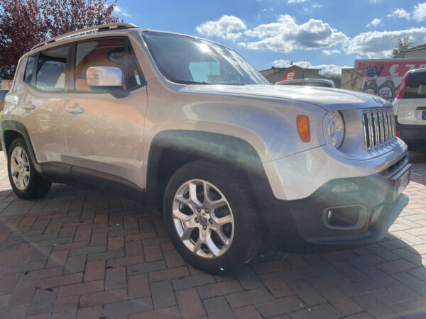 Jeep Renegade 1.6 Mjt 120 CV Limited - immagine 15