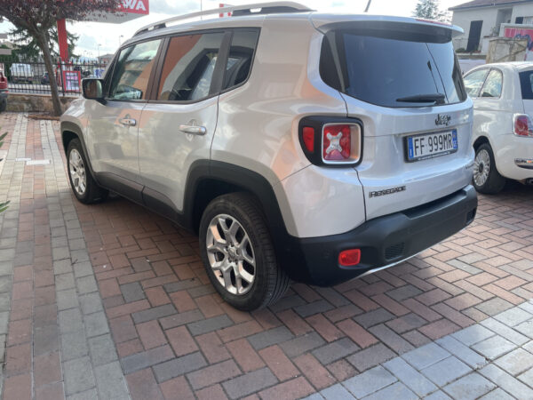 Jeep Renegade 1.6 Mjt 120 CV Limited - immagine 2