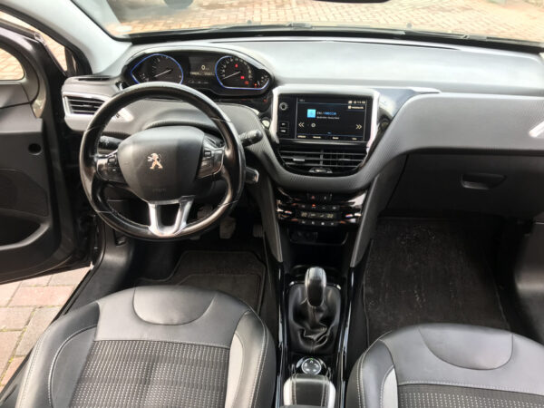 PEUGEOT 2008 1,6 HDI - immagine 21