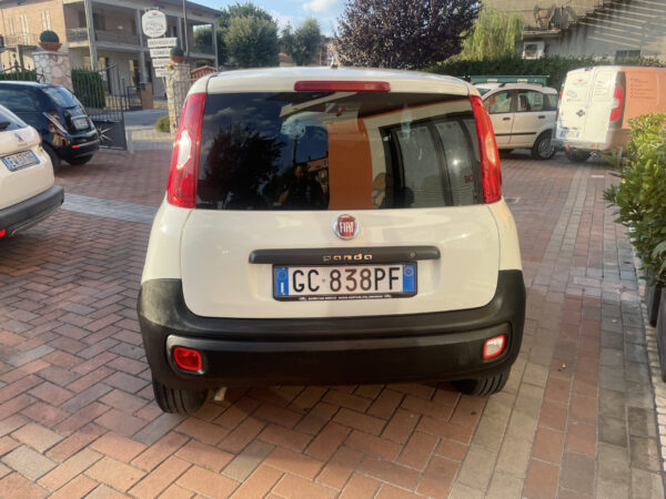 FIAT PANDA 1.0 IBRIDA ANNO 2020 - immagine 5