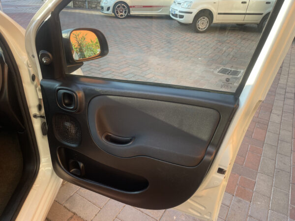 FIAT PANDA 1.0 IBRIDA ANNO 2020 - immagine 17