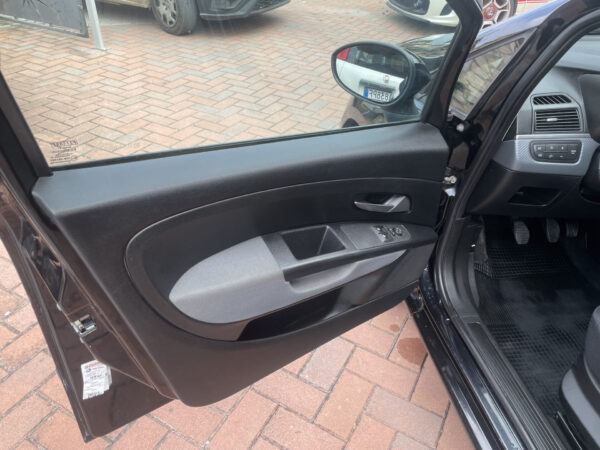 FIAT GRANDE PUNTO METANO - immagine 4