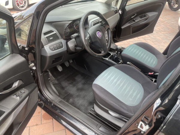 FIAT GRANDE PUNTO METANO - immagine 8